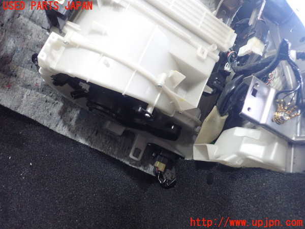 1UPJ-9240826081]シーマ(HGY51)エバポレーター1 中古_2