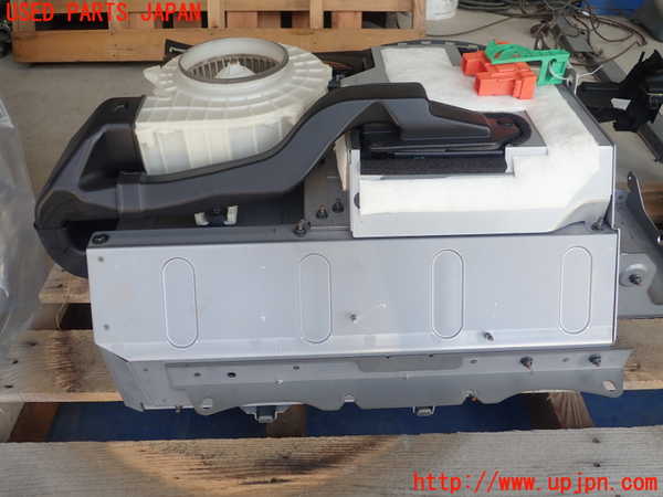 1UPJ-9240826911]シーマ(HGY51)ハイブリッドバッテリー1 中古_2