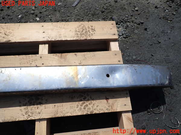 1UPJ-9240831010]ランクル40系(BJ41V)フロントバンパー 中古_3
