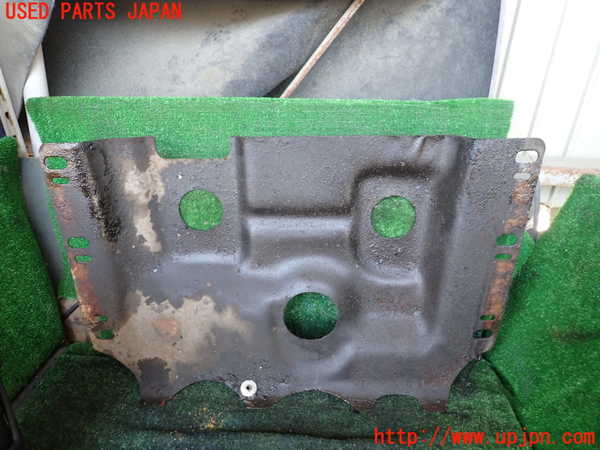 1UPJ-9240832170]ランクル40系(BJ41V)エンジンアンダーカバー 中古_2