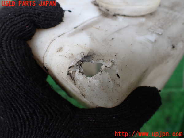 1UPJ-9240836791]ランクル40系(BJ41V)ウォッシャータンク1 中古_3