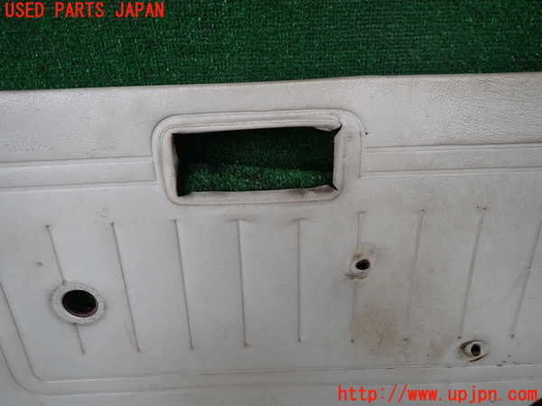 1UPJ-9240831234]ランクル40系(BJ41V)右ドア内張り 中古_2