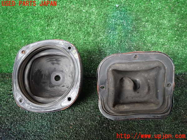 1UPJ-9240837575]ランクル40系(BJ41V)シフトブーツ 中古_3