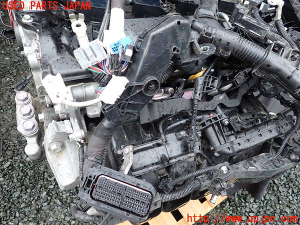 1UPJ-9240842010]ハリアー ハイブリッド(AXUH80)エンジン A25A-FXS 中古_3