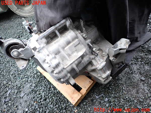 1UPJ-9240843010]ハリアー ハイブリッド(AXUH80)ミッション AT A25A-FXS 中古_2