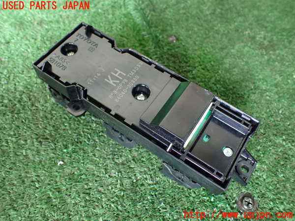 1UPJ-9240846240]ハリアー ハイブリッド(AXUH80)右前パワーウィンドウスイッチ 中古_2