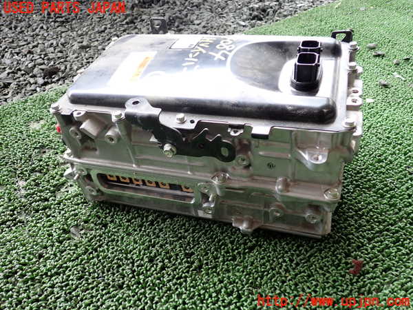 1UPJ-9240846916]ハリアー ハイブリッド(AXUH80)インバーターコンバーター 中古_2