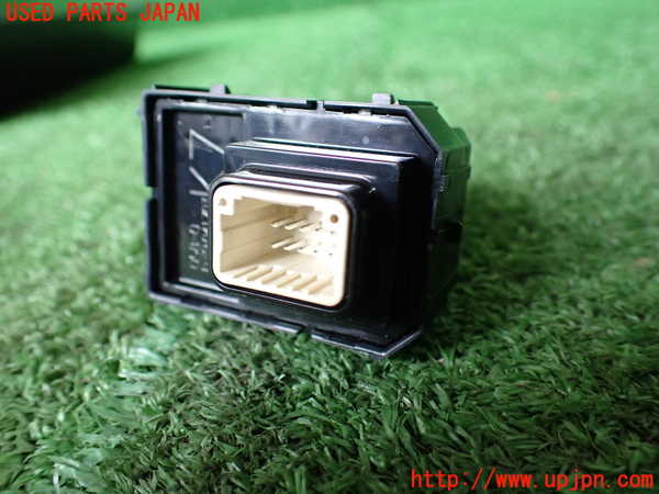 1UPJ-9240846280]ハリアー ハイブリッド(AXUH80)ミラースイッチ 中古_2