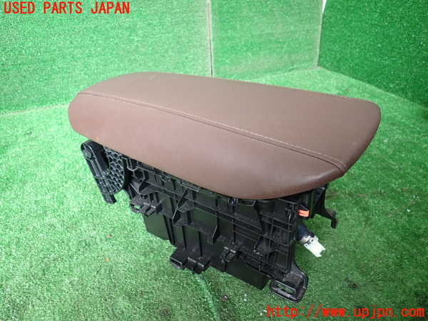 1UPJ-9240847540]ハリアー ハイブリッド(AXUH80)センターコンソール 中古_2