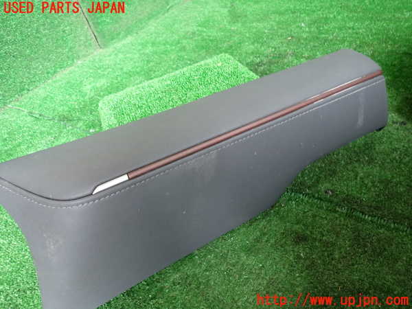 1UPJ-9240847691]ハリアー ハイブリッド(AXUH80)内装トリム類1 中古_2