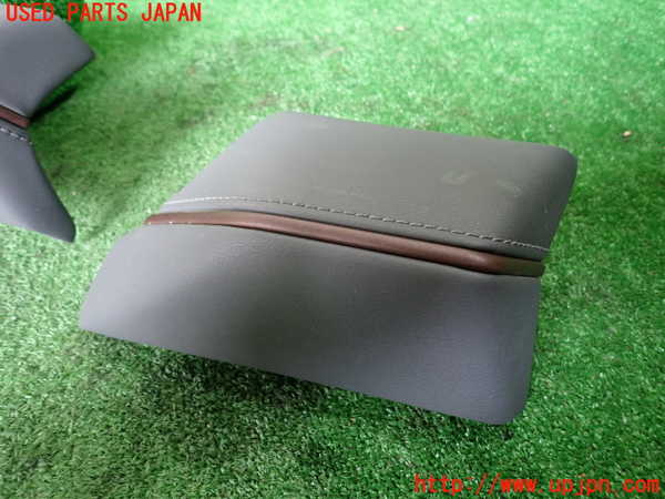 1UPJ-9240847691]ハリアー ハイブリッド(AXUH80)内装トリム類1 中古_3