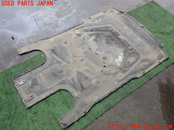 2UPJ-9240852170]ポルシェ・パナメーラ(970M46(改))エンジンアンダーカバー 中古_2