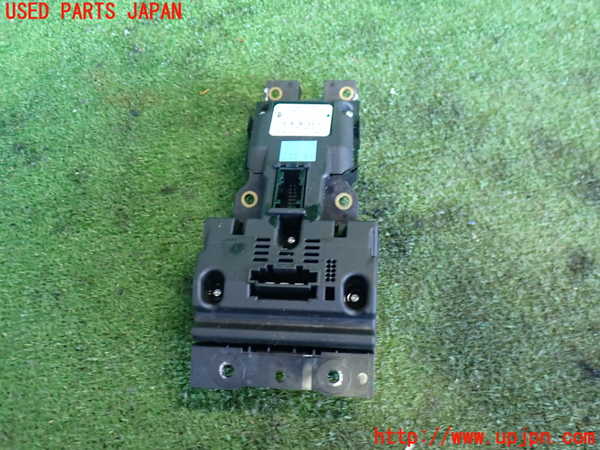 2UPJ-9240856306]ポルシェ・パナメーラ(970M46(改))スイッチ1(シートヒーター他) 中古_2