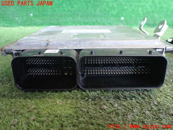 2UPJ-9240856110]ポルシェ・パナメーラ(970M46(改))エンジンコンピューター 中古_2