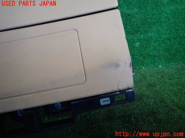 2UPJ-9240857516]ポルシェ・パナメーラ(970M46(改))グローブボックス1 中古_2