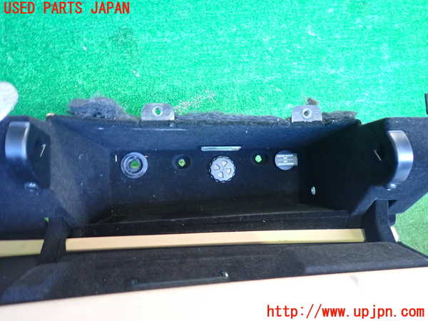 2UPJ-9240857516]ポルシェ・パナメーラ(970M46(改))グローブボックス1 中古_4