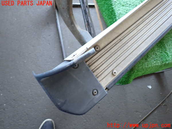 2UPJ-9240871392]ランクルプラド(KZJ95W)左サイドステップ 中古　【ジャンク品】_2