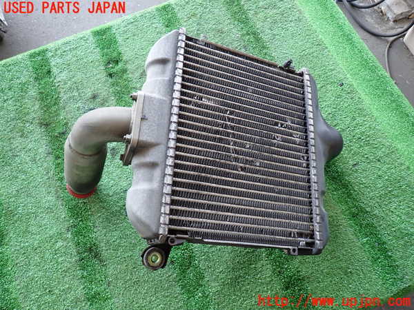2UPJ-9240872451]ランクルプラド(KZJ95W)インタークーラー1 中古_2