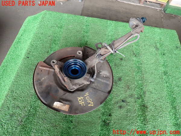 2UPJ-9240874290]ランクルプラド(KZJ95W)右フロントナックルハブ 中古_2