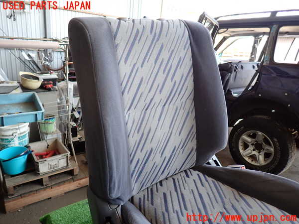 2UPJ-9240877035]ランクルプラド(KZJ95W)運転席シート 中古_3