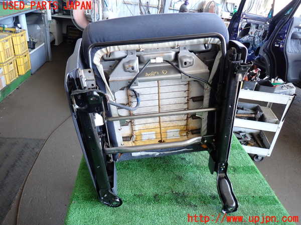 2UPJ-9240877035]ランクルプラド(KZJ95W)運転席シート 中古_5