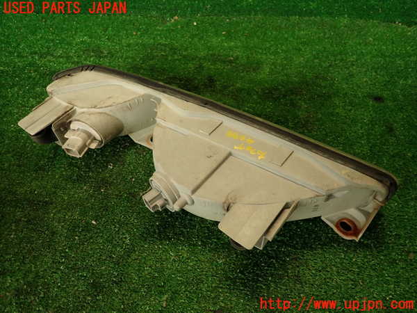 2UPJ-9240881180]センチュリー(GZG50)右フォグ 中古_2