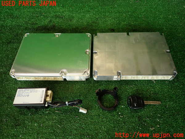 2UPJ-9240886110]センチュリー(GZG50)エンジンコンピューター 中古_2