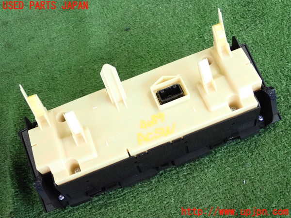 2UPJ-9240896066]レクサス・IS350(GSE31)エアコンスイッチ1 中古_2