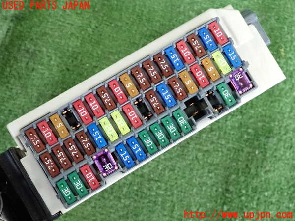 2UPJ-9240896741]レクサス・IS350(GSE31)ヒューズボックス1(室内助手席側) 中古_4