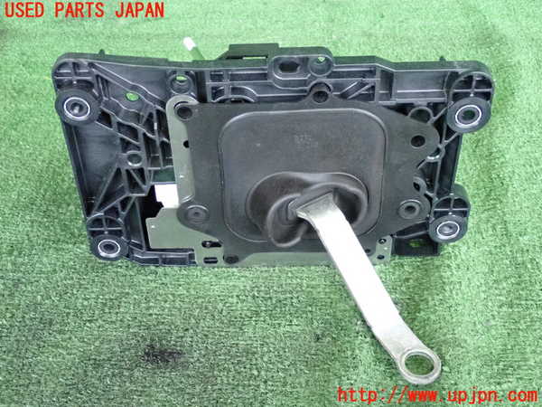 2UPJ-9240897555]レクサス・IS350(GSE31)ATシフトレバー 中古_3