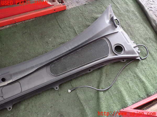2UPJ-9240901190]ボルボ・V60(ZB420TM)カウルトップ 中古_3