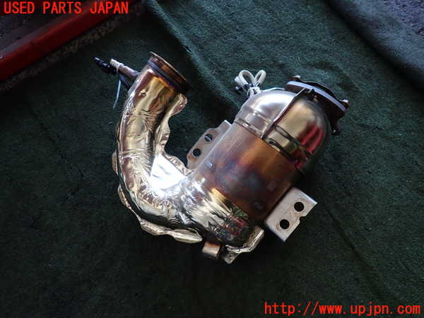 2UPJ-9240902661]ボルボ・V60(ZB420TM)触媒1 中古_3