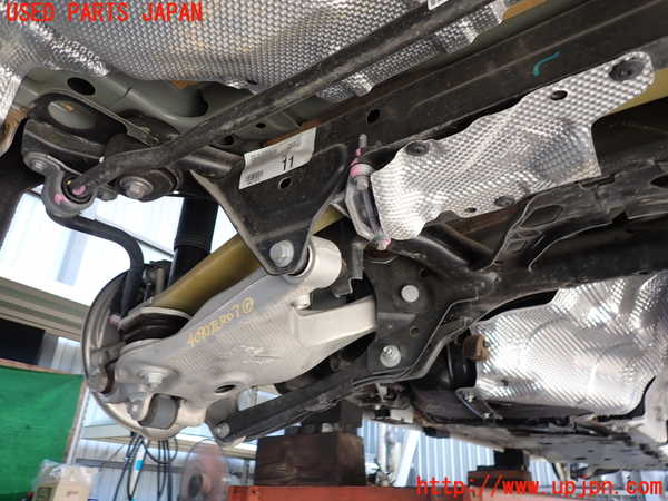 2UPJ-9240905295]ボルボ・V60(ZB420TM)リアメンバー 中古_3