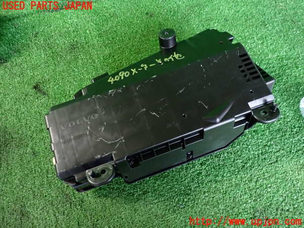2UPJ-9240906239]ボルボ・V60(ZB420TM)メーター・その他 中古_2