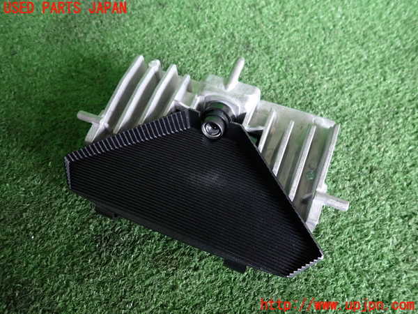 2UPJ-9240906382]ボルボ・V60(ZB420TM)センサー2 中古_2