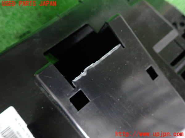 2UPJ-9240907516]ボルボ・V60(ZB420TM)グローブボックス1 中古_3