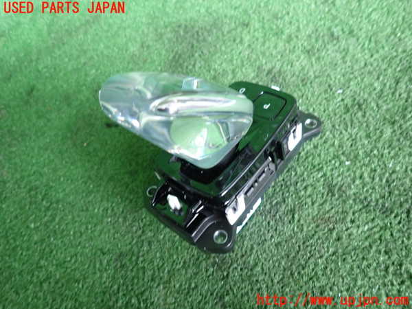 2UPJ-9240907555]ボルボ・V60(ZB420TM)ATシフトレバー 中古_2