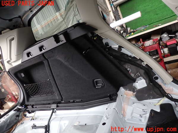 2UPJ-9240907680]ボルボ・V60(ZB420TM)左リアピラートリム 中古_3