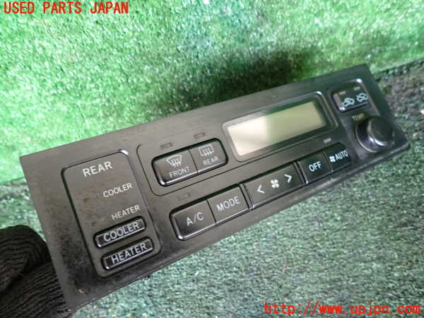 1UPJ-9240916066]ハイエースワゴン100系(KZH100G)エアコンスイッチ1 中古_2