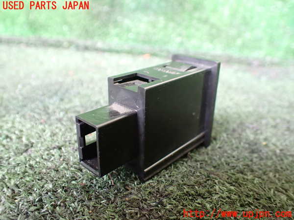 1UPJ-9240916306]ハイエースワゴン100系(KZH100G)スイッチ1 ECT 中古_2