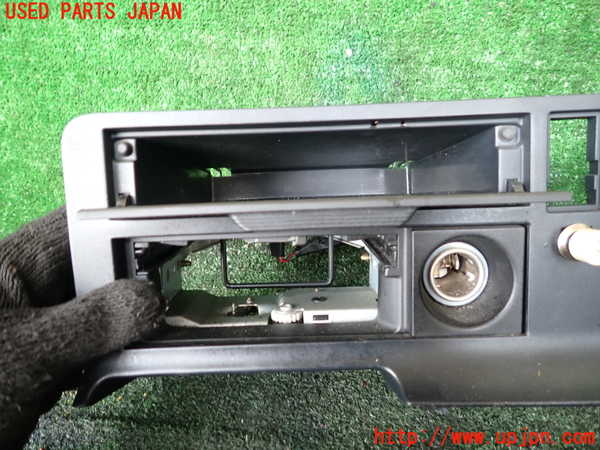 1UPJ-9240917841]ハイエースワゴン100系(KZH100G)小物入れ1 中古_2
