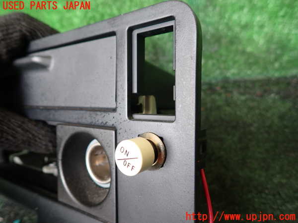 1UPJ-9240917841]ハイエースワゴン100系(KZH100G)小物入れ1 中古_3