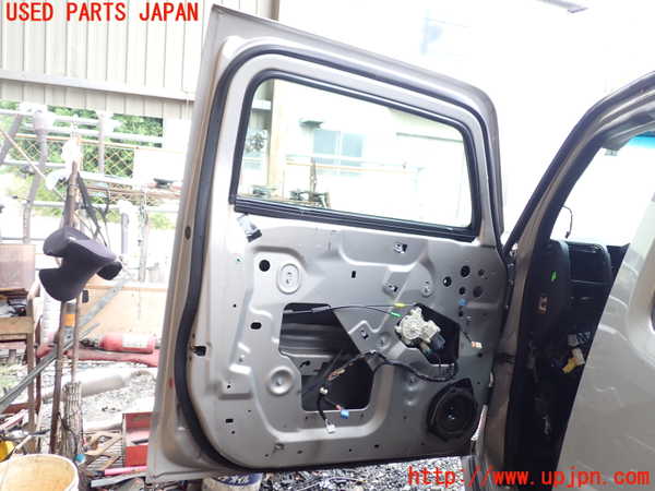 1UPJ-9240921260]ハマーH3(不明)左前ドア 中古(43R-000262)_4