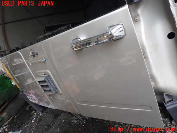 1UPJ-9240921566]ハマーH3(不明)バックドア リアゲート ハッチ 中古_3