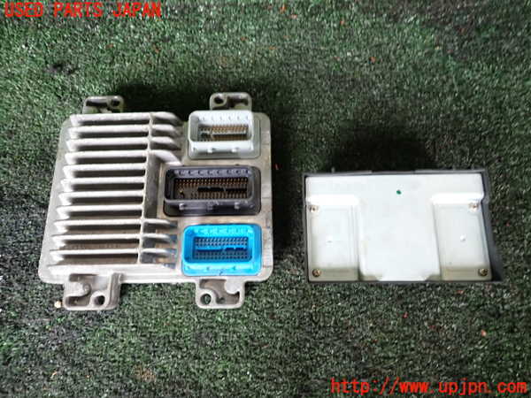 1UPJ-9240926110]ハマーH3(不明)エンジンコンピューター 中古_4