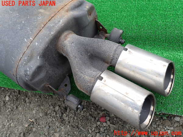 1UPJ-9240932671]クラウン ハイブリッド(AZSH20)リアマフラー1 中古_2