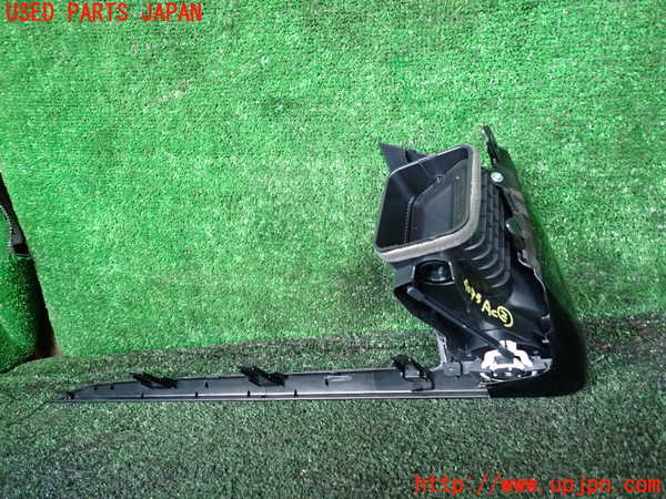 1UPJ-9240937527]クラウン ハイブリッド(AZSH20)エアコン吹き出し口2(左) 中古_2