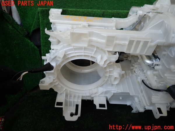 1UPJ-9240946081]クラウン クロスオーバー(AZSH35)エバポレーター1 中古_2