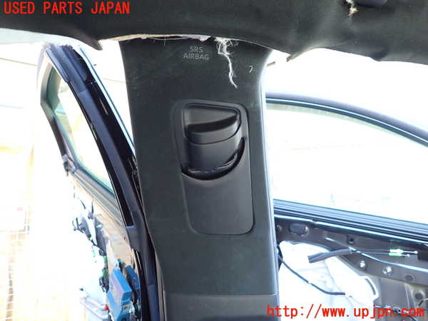 1UPJ-9240947670]クラウン クロスオーバー(AZSH35)左センターピラートリム 中古_2
