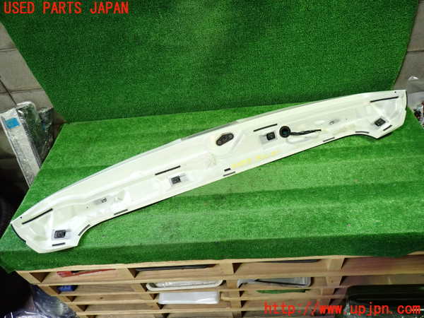 1UPJ-9240951520]アルファード(AGH30W)リアスポイラー 中古_2